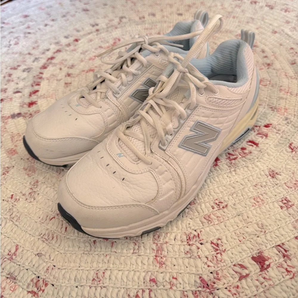 New Balance Women's White Training Running Shoes Size 9 1/2(AA), 9.5(2A)